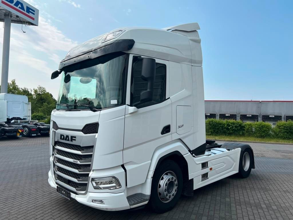 DAF XFn 480 FT Intarder 2xTank 1.105 L Vollspoiler - Vetopöytäauto: kuva DAF XFn 480 FT Intarder 2xTank 1.105 L Vollspoiler - Vetopöytäauto DAF XFn 480 FT Intarder 2xTank 1.105 L Vollspoiler - Vetopöytäauto: kuva DAF XFn 480 FT Intarder 2xTank 1.105 L Vollspoiler - Vetopöytäauto