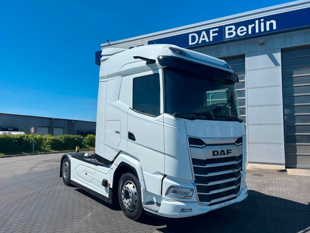 DAF XG 480 FT Automatik, Intarder, Modell 2025 - Vetopöytäauto: kuva DAF XG 480 FT Automatik, Intarder, Modell 2025 - Vetopöytäauto DAF XG 480 FT Automatik, Intarder, Modell 2025 - Vetopöytäauto: kuva DAF XG 480 FT Automatik, Intarder, Modell 2025 - Vetopöytäauto
