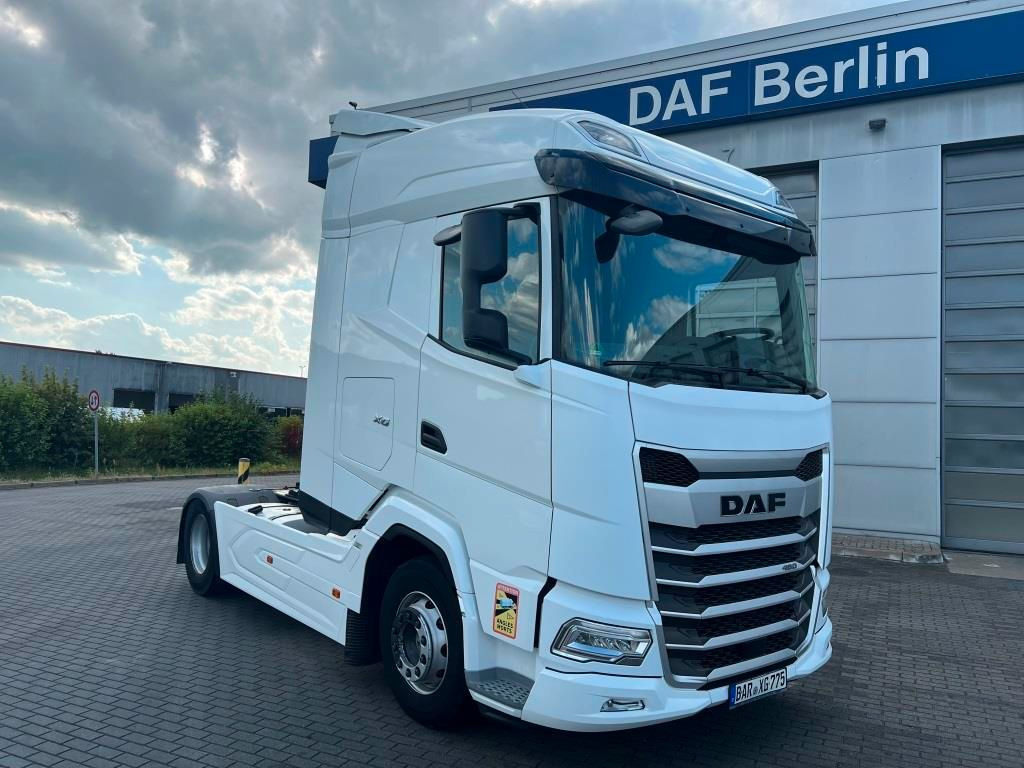 DAF XG 480 FT TraXon ZF-Intarder 2x Tank 1.195 Liter - Vetopöytäauto: kuva DAF XG 480 FT TraXon ZF-Intarder 2x Tank 1.195 Liter - Vetopöytäauto DAF XG 480 FT TraXon ZF-Intarder 2x Tank 1.195 Liter - Vetopöytäauto: kuva DAF XG 480 FT TraXon ZF-Intarder 2x Tank 1.195 Liter - Vetopöytäauto