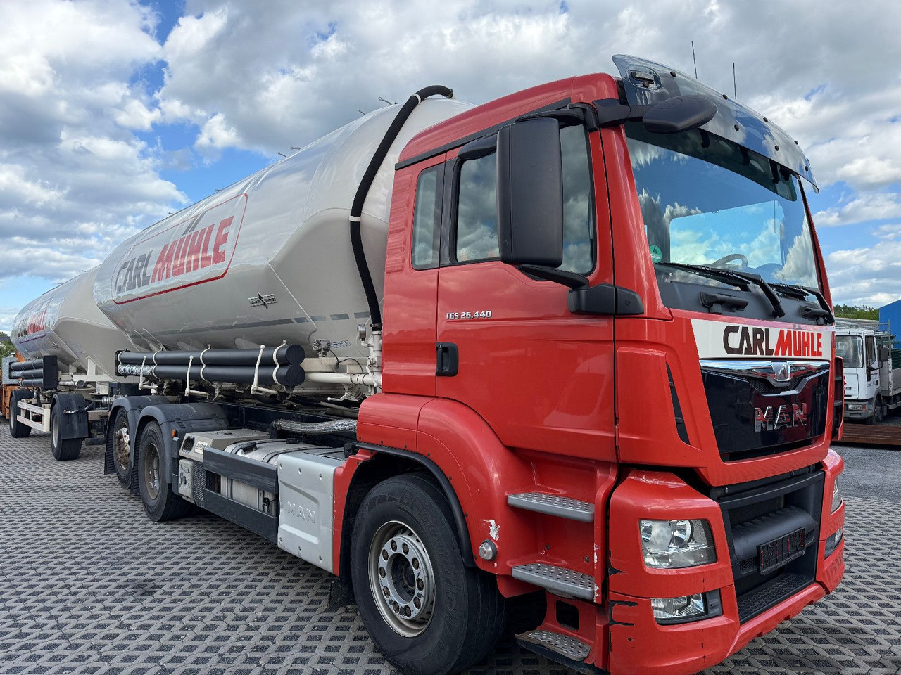 MAN TGS 26,440 Silo 31m³ Getreide Staub Rieselgüter - Puhtaanpitoauto: kuva MAN TGS 26,440 Silo 31m³ Getreide Staub Rieselgüter - Puhtaanpitoauto MAN TGS 26,440 Silo 31m³ Getreide Staub Rieselgüter - Puhtaanpitoauto: kuva MAN TGS 26,440 Silo 31m³ Getreide Staub Rieselgüter - Puhtaanpitoauto