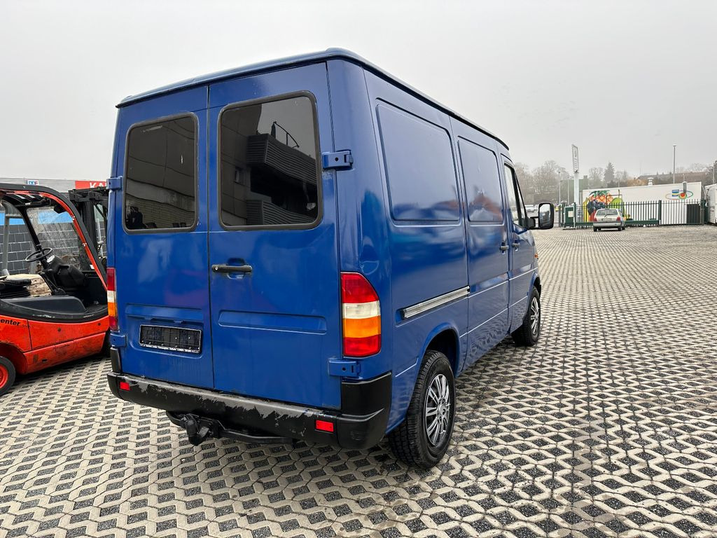 Mercedes-Benz 211 CDI - Pieni pakettiauto: kuva Mercedes-Benz 211 CDI - Pieni pakettiauto Mercedes-Benz 211 CDI - Pieni pakettiauto: kuva Mercedes-Benz 211 CDI - Pieni pakettiauto