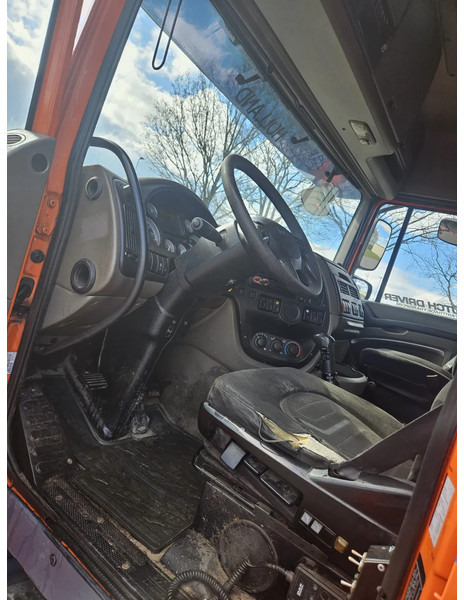 DAF XF 105 410 | 6X2 | Manual | Euro 5 | 10 Tyres - Kuorma-auto alusta: kuva DAF XF 105 410 | 6X2 | Manual | Euro 5 | 10 Tyres - Kuorma-auto alusta DAF XF 105 410 | 6X2 | Manual | Euro 5 | 10 Tyres - Kuorma-auto alusta: kuva DAF XF 105 410 | 6X2 | Manual | Euro 5 | 10 Tyres - Kuorma-auto alusta