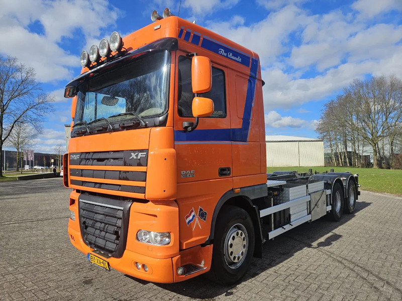 DAF XF 105 410 | 6X2 | Manual | Euro 5 | 10 Tyres - Kuorma-auto alusta: kuva DAF XF 105 410 | 6X2 | Manual | Euro 5 | 10 Tyres - Kuorma-auto alusta DAF XF 105 410 | 6X2 | Manual | Euro 5 | 10 Tyres - Kuorma-auto alusta: kuva DAF XF 105 410 | 6X2 | Manual | Euro 5 | 10 Tyres - Kuorma-auto alusta