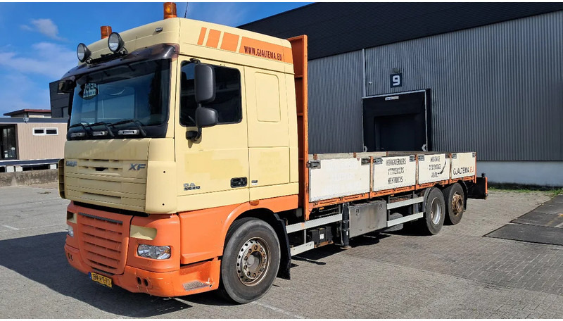 DAF XF 105 410 Spacecab 6x2 Euro 5 - Lava-kuorma-auto: kuva DAF XF 105 410 Spacecab 6x2 Euro 5 - Lava-kuorma-auto DAF XF 105 410 Spacecab 6x2 Euro 5 - Lava-kuorma-auto: kuva DAF XF 105 410 Spacecab 6x2 Euro 5 - Lava-kuorma-auto
