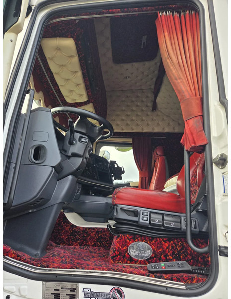 Scania R450 Retarder | Euro 6 | 6x2 | Special Interior | 2016 | King o/t Road | New Tacho - Vetopöytäauto: kuva Scania R450 Retarder | Euro 6 | 6x2 | Special Interior | 2016 | King o/t Road | New Tacho - Vetopöytäauto Scania R450 Retarder | Euro 6 | 6x2 | Special Interior | 2016 | King o/t Road | New Tacho - Vetopöytäauto: kuva Scania R450 Retarder | Euro 6 | 6x2 | Special Interior | 2016 | King o/t Road | New Tacho - Vetopöytäauto