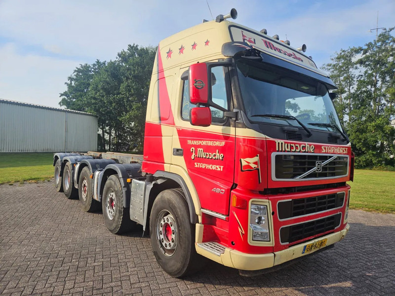 Volvo FM 480 10x4 Full Steel | Big Axles | Hubreduction | Hubreduction - Vetopöytäauto: kuva Volvo FM 480 10x4 Full Steel | Big Axles | Hubreduction | Hubreduction - Vetopöytäauto Volvo FM 480 10x4 Full Steel | Big Axles | Hubreduction | Hubreduction - Vetopöytäauto: kuva Volvo FM 480 10x4 Full Steel | Big Axles | Hubreduction | Hubreduction - Vetopöytäauto