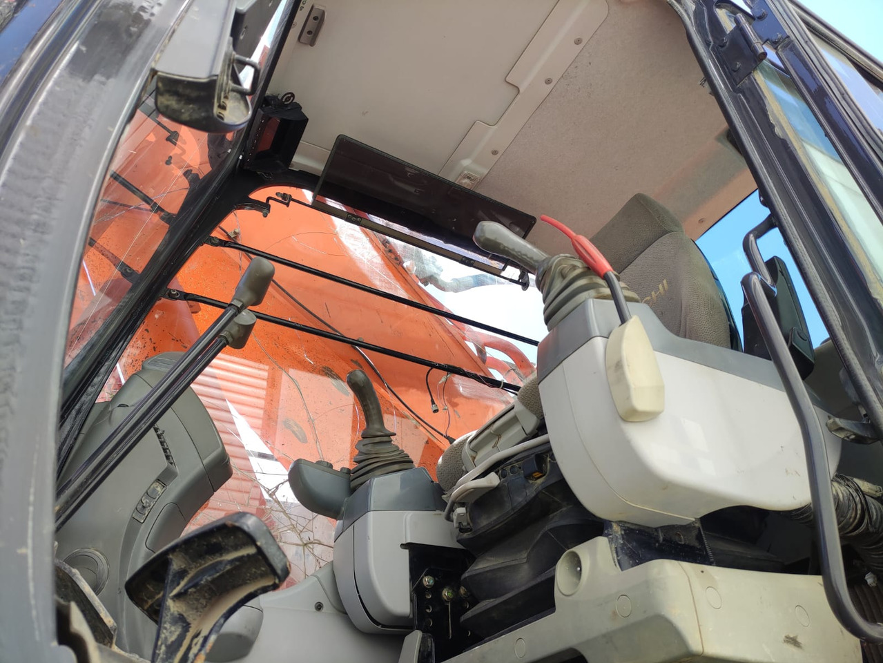 HITACHI ZX520LCH-5B - Kaivuri: kuva HITACHI ZX520LCH-5B - Kaivuri HITACHI ZX520LCH-5B - Kaivuri: kuva HITACHI ZX520LCH-5B - Kaivuri