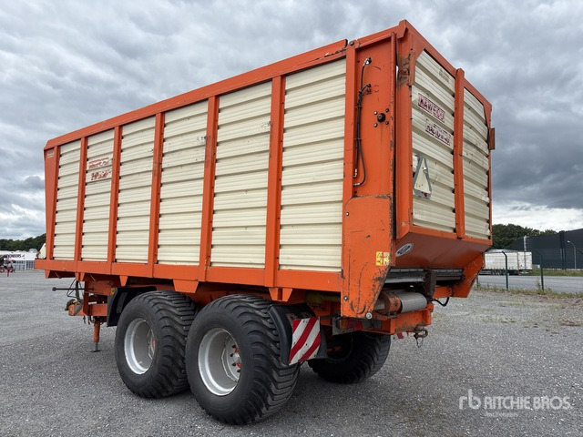 2004 Kaweco Radium 45 Silage Trailer - Maatalous perävaunu: kuva 2004 Kaweco Radium 45 Silage Trailer - Maatalous perävaunu 2004 Kaweco Radium 45 Silage Trailer - Maatalous perävaunu: kuva 2004 Kaweco Radium 45 Silage Trailer - Maatalous perävaunu