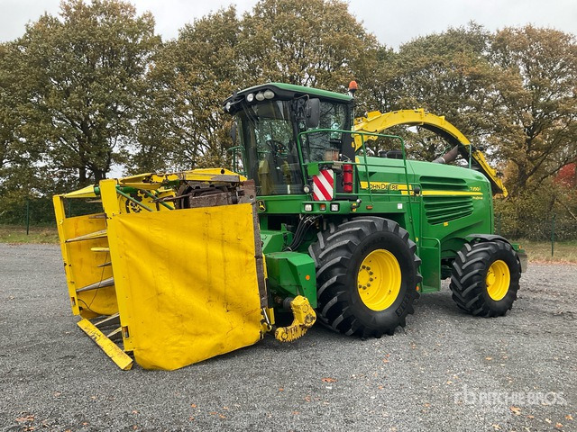 2009 John Deere 7350i ProDrive 4WD Forage Harvester - Itsekulkeva silppuri: kuva 2009 John Deere 7350i ProDrive 4WD Forage Harvester - Itsekulkeva silppuri 2009 John Deere 7350i ProDrive 4WD Forage Harvester - Itsekulkeva silppuri: kuva 2009 John Deere 7350i ProDrive 4WD Forage Harvester - Itsekulkeva silppuri