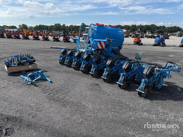 2022 Lemken Azurit 10K Planter - Kylvökone: kuva 2022 Lemken Azurit 10K Planter - Kylvökone 2022 Lemken Azurit 10K Planter - Kylvökone: kuva 2022 Lemken Azurit 10K Planter - Kylvökone