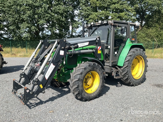 John Deere 3400 4WD Tractor - Traktori: kuva John Deere 3400 4WD Tractor - Traktori John Deere 3400 4WD Tractor - Traktori: kuva John Deere 3400 4WD Tractor - Traktori