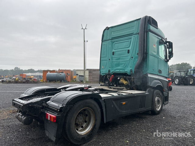 2013 Mercedes-Benz Actros 1842 (Inoperable) T/A Sleeper Truck Tractor - Vetopöytäauto: kuva 2013 Mercedes-Benz Actros 1842 (Inoperable) T/A Sleeper Truck Tractor - Vetopöytäauto 2013 Mercedes-Benz Actros 1842 (Inoperable) T/A Sleeper Truck Tractor - Vetopöytäauto: kuva 2013 Mercedes-Benz Actros 1842 (Inoperable) T/A Sleeper Truck Tractor - Vetopöytäauto