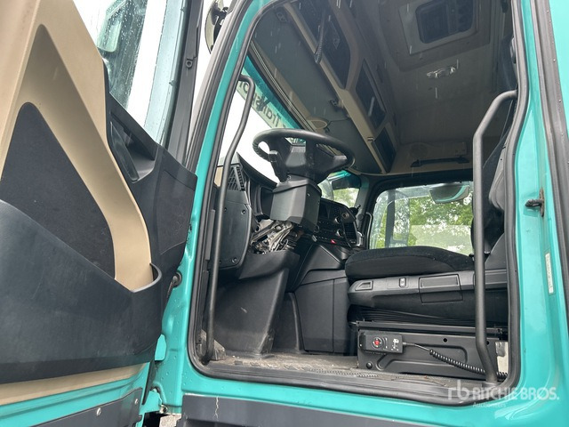 2013 Mercedes-Benz Actros 1842 (Inoperable) T/A Sleeper Truck Tractor - Vetopöytäauto: kuva 2013 Mercedes-Benz Actros 1842 (Inoperable) T/A Sleeper Truck Tractor - Vetopöytäauto 2013 Mercedes-Benz Actros 1842 (Inoperable) T/A Sleeper Truck Tractor - Vetopöytäauto: kuva 2013 Mercedes-Benz Actros 1842 (Inoperable) T/A Sleeper Truck Tractor - Vetopöytäauto