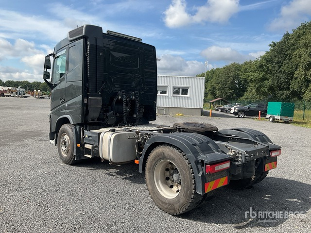 2019 Volvo FH500 4x2 S/A Sleeper Truck Tractor - Vetopöytäauto: kuva 2019 Volvo FH500 4x2 S/A Sleeper Truck Tractor - Vetopöytäauto 2019 Volvo FH500 4x2 S/A Sleeper Truck Tractor - Vetopöytäauto: kuva 2019 Volvo FH500 4x2 S/A Sleeper Truck Tractor - Vetopöytäauto
