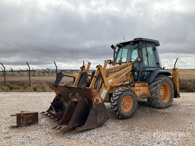 1998 Case 580SLE 4x4 Backhoe Loader - Kaivuri-trukki: kuva 1998 Case 580SLE 4x4 Backhoe Loader - Kaivuri-trukki 1998 Case 580SLE 4x4 Backhoe Loader - Kaivuri-trukki: kuva 1998 Case 580SLE 4x4 Backhoe Loader - Kaivuri-trukki
