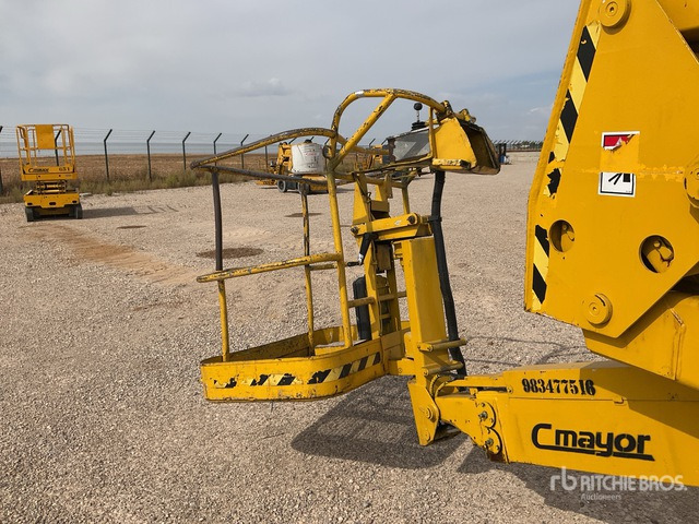 1999 Haulotte HA15I 2WD Electric Articulating Boom Lift - Puomilava: kuva 1999 Haulotte HA15I 2WD Electric Articulating Boom Lift - Puomilava 1999 Haulotte HA15I 2WD Electric Articulating Boom Lift - Puomilava: kuva 1999 Haulotte HA15I 2WD Electric Articulating Boom Lift - Puomilava