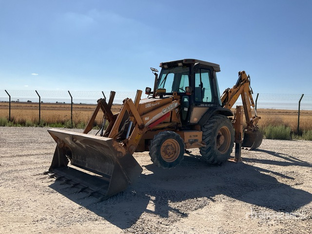 2002 Case 580 Super M Backhoe Loader - Kaivuri-trukki: kuva 2002 Case 580 Super M Backhoe Loader - Kaivuri-trukki 2002 Case 580 Super M Backhoe Loader - Kaivuri-trukki: kuva 2002 Case 580 Super M Backhoe Loader - Kaivuri-trukki