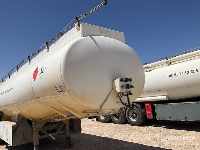 2004 ROS ROCA SC3 Tri/A Tanker Trailer - Säiliöpuoliperävaunu: kuva 2004 ROS ROCA SC3 Tri/A Tanker Trailer - Säiliöpuoliperävaunu 2004 ROS ROCA SC3 Tri/A Tanker Trailer - Säiliöpuoliperävaunu: kuva 2004 ROS ROCA SC3 Tri/A Tanker Trailer - Säiliöpuoliperävaunu