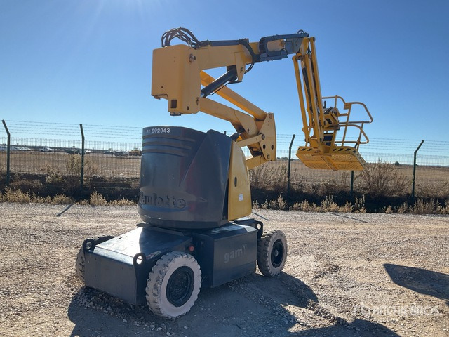 2006 Haulotte HA12IP 2WD Electric Articulating Boom Lift - Puomilava: kuva 2006 Haulotte HA12IP 2WD Electric Articulating Boom Lift - Puomilava 2006 Haulotte HA12IP 2WD Electric Articulating Boom Lift - Puomilava: kuva 2006 Haulotte HA12IP 2WD Electric Articulating Boom Lift - Puomilava