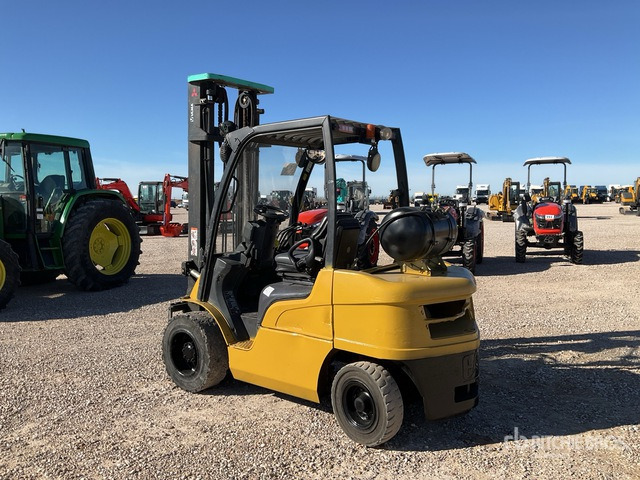 2010 Cat GP30N-MC Forklift - Vastapainotrukki: kuva 2010 Cat GP30N-MC Forklift - Vastapainotrukki 2010 Cat GP30N-MC Forklift - Vastapainotrukki: kuva 2010 Cat GP30N-MC Forklift - Vastapainotrukki