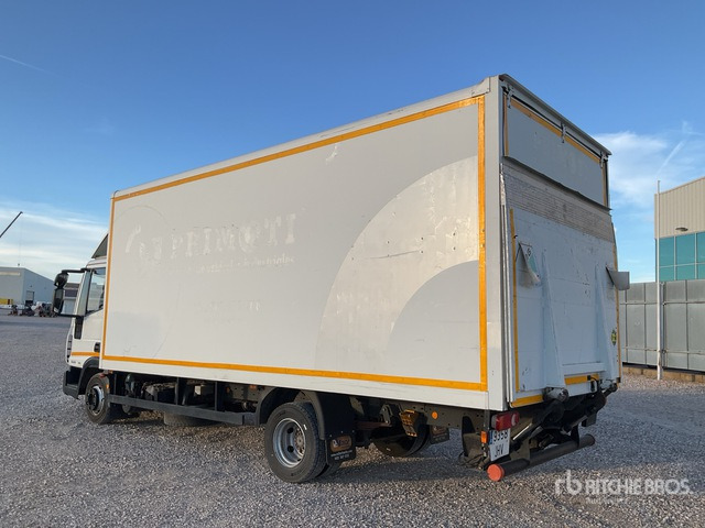 2012 Iveco Eurocargo 75E18 4x2 Van Truck - Umpikori kuorma-auto: kuva 2012 Iveco Eurocargo 75E18 4x2 Van Truck - Umpikori kuorma-auto 2012 Iveco Eurocargo 75E18 4x2 Van Truck - Umpikori kuorma-auto: kuva 2012 Iveco Eurocargo 75E18 4x2 Van Truck - Umpikori kuorma-auto