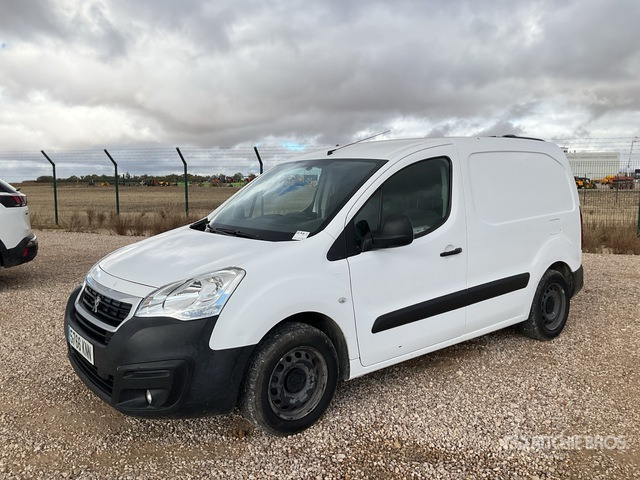 2018 Peugeot Partner BlueHDI L1 Confort Cargo Van - Pieni pakettiauto: kuva 2018 Peugeot Partner BlueHDI L1 Confort Cargo Van - Pieni pakettiauto 2018 Peugeot Partner BlueHDI L1 Confort Cargo Van - Pieni pakettiauto: kuva 2018 Peugeot Partner BlueHDI L1 Confort Cargo Van - Pieni pakettiauto