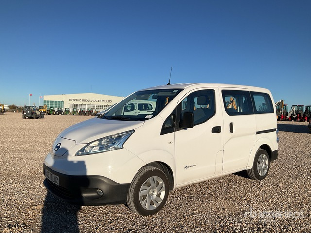 2019 Nissan E-NV200 Electric Passenger Van - Minibussi, Pikkubussi: kuva 2019 Nissan E-NV200 Electric Passenger Van - Minibussi, Pikkubussi 2019 Nissan E-NV200 Electric Passenger Van - Minibussi, Pikkubussi: kuva 2019 Nissan E-NV200 Electric Passenger Van - Minibussi, Pikkubussi