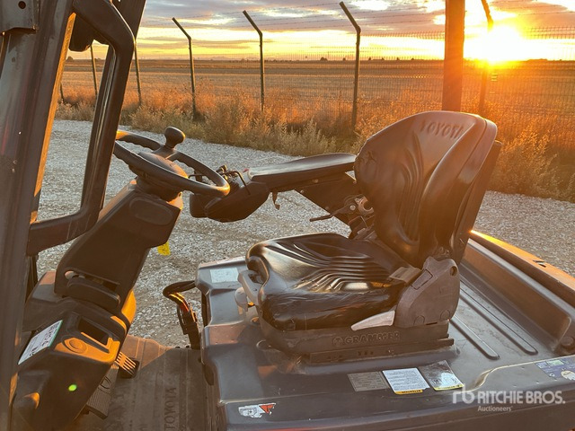 2019 Toyota 8FBE20T Electric Forklift - Sähkötrukki: kuva 2019 Toyota 8FBE20T Electric Forklift - Sähkötrukki 2019 Toyota 8FBE20T Electric Forklift - Sähkötrukki: kuva 2019 Toyota 8FBE20T Electric Forklift - Sähkötrukki