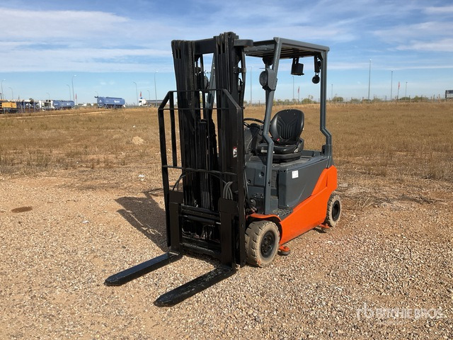 2019 Toyota 8FBM15T Electric Forklift - Sähkötrukki: kuva 2019 Toyota 8FBM15T Electric Forklift - Sähkötrukki 2019 Toyota 8FBM15T Electric Forklift - Sähkötrukki: kuva 2019 Toyota 8FBM15T Electric Forklift - Sähkötrukki