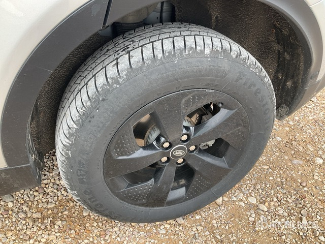 2020 Land Rover Discovery Automobile - Maasturi/ Katumaasturi: kuva 2020 Land Rover Discovery Automobile - Maasturi/ Katumaasturi 2020 Land Rover Discovery Automobile - Maasturi/ Katumaasturi: kuva 2020 Land Rover Discovery Automobile - Maasturi/ Katumaasturi