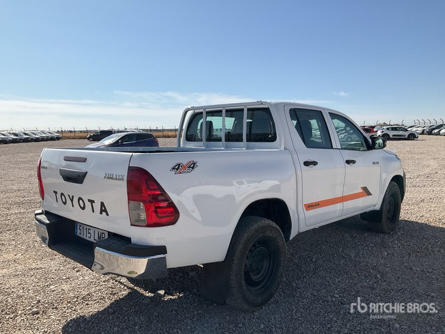 2020 Toyota Hilux 4x4 Crew Cab Pickup - Avolava-auto: kuva 2020 Toyota Hilux 4x4 Crew Cab Pickup - Avolava-auto 2020 Toyota Hilux 4x4 Crew Cab Pickup - Avolava-auto: kuva 2020 Toyota Hilux 4x4 Crew Cab Pickup - Avolava-auto