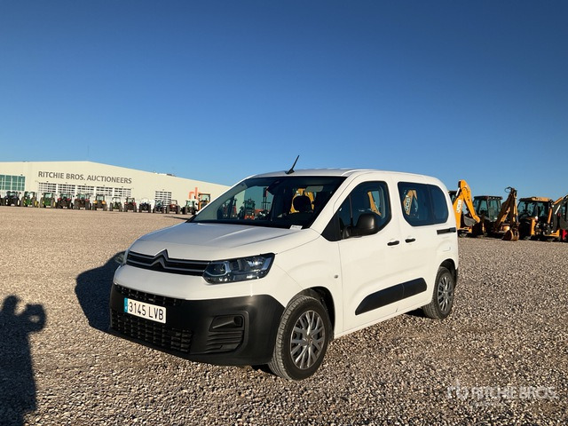 2021 Citroen Berlingo Passenger Van - Minibussi, Pikkubussi: kuva 2021 Citroen Berlingo Passenger Van - Minibussi, Pikkubussi 2021 Citroen Berlingo Passenger Van - Minibussi, Pikkubussi: kuva 2021 Citroen Berlingo Passenger Van - Minibussi, Pikkubussi