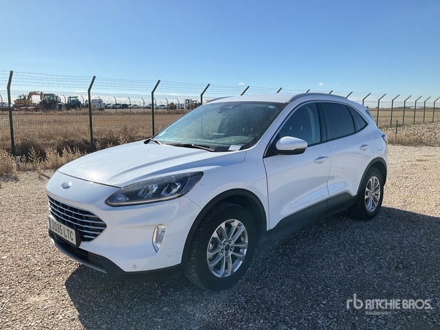 2021 Ford Kuga Automobile - Maasturi/ Katumaasturi: kuva 2021 Ford Kuga Automobile - Maasturi/ Katumaasturi 2021 Ford Kuga Automobile - Maasturi/ Katumaasturi: kuva 2021 Ford Kuga Automobile - Maasturi/ Katumaasturi