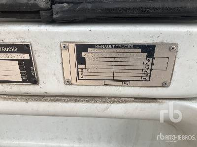 RENAULT MIDLUM 220.12 4x2 - Refrigeraattori kuorma-auto: kuva RENAULT MIDLUM 220.12 4x2 - Refrigeraattori kuorma-auto RENAULT MIDLUM 220.12 4x2 - Refrigeraattori kuorma-auto: kuva RENAULT MIDLUM 220.12 4x2 - Refrigeraattori kuorma-auto