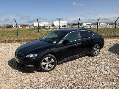 SKODA SUPERB 2.0D - Henkilöauto: kuva SKODA SUPERB 2.0D - Henkilöauto SKODA SUPERB 2.0D - Henkilöauto: kuva SKODA SUPERB 2.0D - Henkilöauto