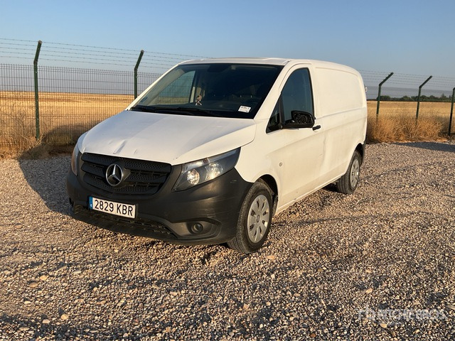 2017 Mercedes-Benz Vito 110 CDI Cargo Van - Tavara-auto: kuva 2017 Mercedes-Benz Vito 110 CDI Cargo Van - Tavara-auto 2017 Mercedes-Benz Vito 110 CDI Cargo Van - Tavara-auto: kuva 2017 Mercedes-Benz Vito 110 CDI Cargo Van - Tavara-auto