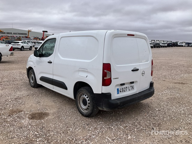 2021 Opel Combo Cargo Van - Tavara-auto: kuva 2021 Opel Combo Cargo Van - Tavara-auto 2021 Opel Combo Cargo Van - Tavara-auto: kuva 2021 Opel Combo Cargo Van - Tavara-auto