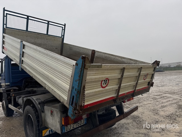 1995 Mercedes-Benz 15.17 4x2 S/A Dump Truck - Kippiauto kuorma-auto: kuva 1995 Mercedes-Benz 15.17 4x2 S/A Dump Truck - Kippiauto kuorma-auto 1995 Mercedes-Benz 15.17 4x2 S/A Dump Truck - Kippiauto kuorma-auto: kuva 1995 Mercedes-Benz 15.17 4x2 S/A Dump Truck - Kippiauto kuorma-auto