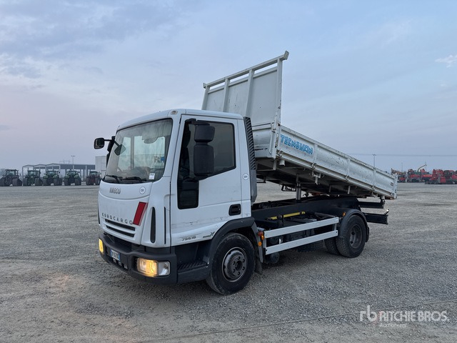 2008 Iveco Eurocargo 75E16 4x2 Dump Truck: Light Duty - Kippiauto kuorma-auto: kuva 2008 Iveco Eurocargo 75E16 4x2 Dump Truck: Light Duty - Kippiauto kuorma-auto 2008 Iveco Eurocargo 75E16 4x2 Dump Truck: Light Duty - Kippiauto kuorma-auto: kuva 2008 Iveco Eurocargo 75E16 4x2 Dump Truck: Light Duty - Kippiauto kuorma-auto