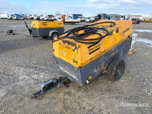 2015 Atlas Copco XAS77DD Generator Set - Sähkögeneraattori: kuva 2015 Atlas Copco XAS77DD Generator Set - Sähkögeneraattori 2015 Atlas Copco XAS77DD Generator Set - Sähkögeneraattori: kuva 2015 Atlas Copco XAS77DD Generator Set - Sähkögeneraattori