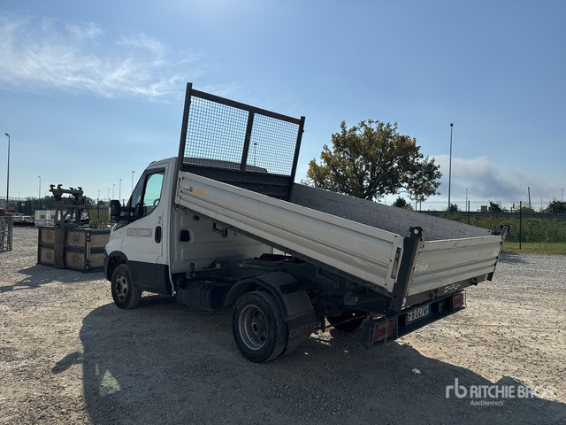 2015 Iveco Daily 35-110 Autocarro ribaltabile: carichi leggeri - Kippilava-auto: kuva 2015 Iveco Daily 35-110 Autocarro ribaltabile: carichi leggeri - Kippilava-auto 2015 Iveco Daily 35-110 Autocarro ribaltabile: carichi leggeri - Kippilava-auto: kuva 2015 Iveco Daily 35-110 Autocarro ribaltabile: carichi leggeri - Kippilava-auto