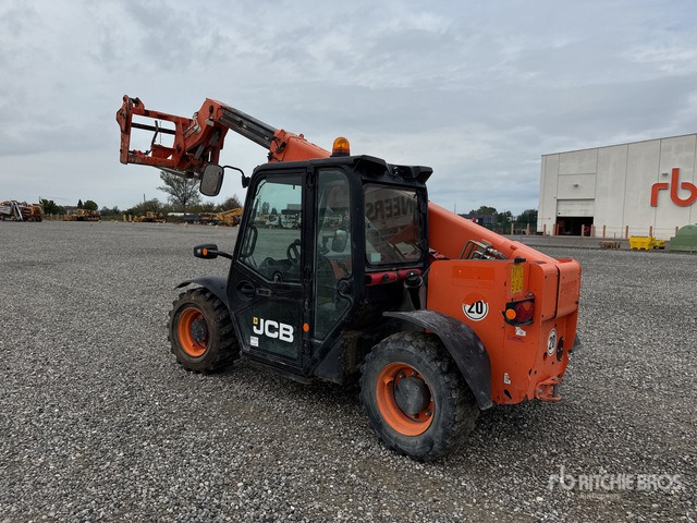 2015 JCB 525-60T4 Sollevatore telescopico - Kurottaja: kuva 2015 JCB 525-60T4 Sollevatore telescopico - Kurottaja 2015 JCB 525-60T4 Sollevatore telescopico - Kurottaja: kuva 2015 JCB 525-60T4 Sollevatore telescopico - Kurottaja