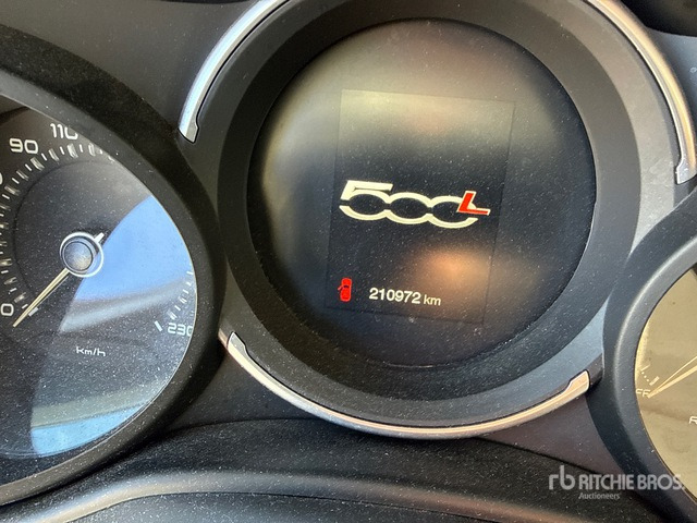 2017 Fiat 500L Automobile - Henkilöauto: kuva 2017 Fiat 500L Automobile - Henkilöauto 2017 Fiat 500L Automobile - Henkilöauto: kuva 2017 Fiat 500L Automobile - Henkilöauto