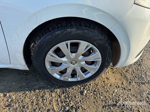 2017 Peugeot 208 BERLINA MIX BLUEHDI Automobile - Henkilöauto: kuva 2017 Peugeot 208 BERLINA MIX BLUEHDI Automobile - Henkilöauto 2017 Peugeot 208 BERLINA MIX BLUEHDI Automobile - Henkilöauto: kuva 2017 Peugeot 208 BERLINA MIX BLUEHDI Automobile - Henkilöauto