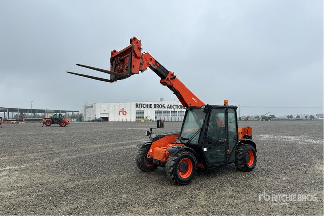 2019 JCB 525-60T4 Sollevatore telescopico - Kurottaja: kuva 2019 JCB 525-60T4 Sollevatore telescopico - Kurottaja 2019 JCB 525-60T4 Sollevatore telescopico - Kurottaja: kuva 2019 JCB 525-60T4 Sollevatore telescopico - Kurottaja