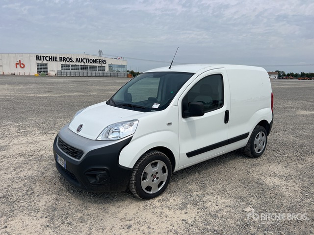 2020 Fiat Fiorino Autocarro furgonato - Pieni pakettiauto: kuva 2020 Fiat Fiorino Autocarro furgonato - Pieni pakettiauto 2020 Fiat Fiorino Autocarro furgonato - Pieni pakettiauto: kuva 2020 Fiat Fiorino Autocarro furgonato - Pieni pakettiauto
