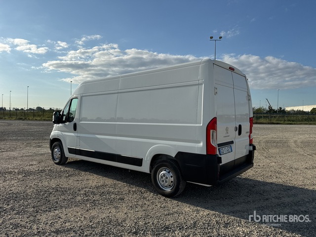 2020 Peugeot Boxer 333 L3H2 2.2 BLUEHDU 140CV S&S Van Truck - Pieni pakettiauto: kuva 2020 Peugeot Boxer 333 L3H2 2.2 BLUEHDU 140CV S&S Van Truck - Pieni pakettiauto 2020 Peugeot Boxer 333 L3H2 2.2 BLUEHDU 140CV S&S Van Truck - Pieni pakettiauto: kuva 2020 Peugeot Boxer 333 L3H2 2.2 BLUEHDU 140CV S&S Van Truck - Pieni pakettiauto