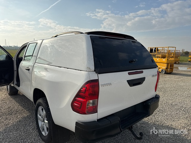 2020 Toyota Hilux Crew Cab Pickup - Avolava-auto: kuva 2020 Toyota Hilux Crew Cab Pickup - Avolava-auto 2020 Toyota Hilux Crew Cab Pickup - Avolava-auto: kuva 2020 Toyota Hilux Crew Cab Pickup - Avolava-auto