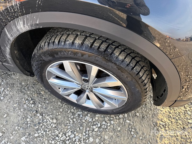 2020 Volkswagen T-Roc 1.5 TSI ACT BUSINESS DSG SUV - Maasturi/ Katumaasturi: kuva 2020 Volkswagen T-Roc 1.5 TSI ACT BUSINESS DSG SUV - Maasturi/ Katumaasturi 2020 Volkswagen T-Roc 1.5 TSI ACT BUSINESS DSG SUV - Maasturi/ Katumaasturi: kuva 2020 Volkswagen T-Roc 1.5 TSI ACT BUSINESS DSG SUV - Maasturi/ Katumaasturi