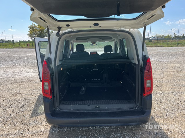 2021 Citroen Berlingo Autocarro furgonato - Pieni pakettiauto: kuva 2021 Citroen Berlingo Autocarro furgonato - Pieni pakettiauto 2021 Citroen Berlingo Autocarro furgonato - Pieni pakettiauto: kuva 2021 Citroen Berlingo Autocarro furgonato - Pieni pakettiauto
